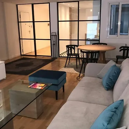 Luxury 2 Bedroom 2 Bathroom Flat In Kolonaki ! Lägenhet Aten