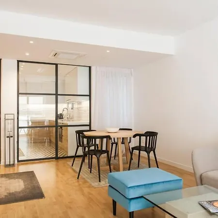 Luxury 2 Bedroom 2 Bathroom Flat In Kolonaki ! * Aten