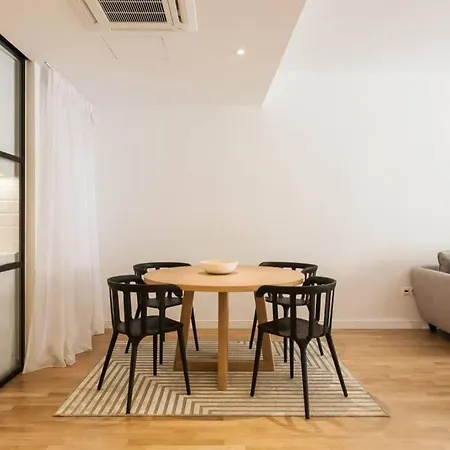 Luxury 2 Bedroom 2 Bathroom Flat In Kolonaki ! Aten