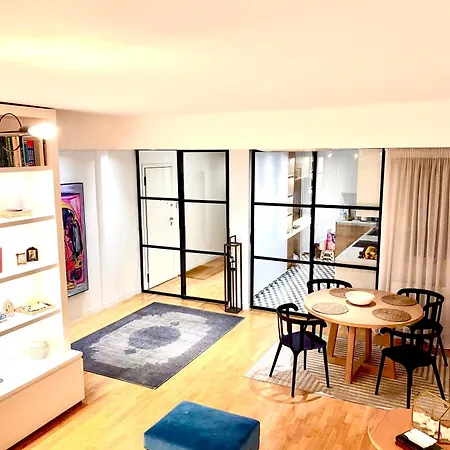 Luxury 2 Bedroom 2 Bathroom Flat In Kolonaki ! * Aten